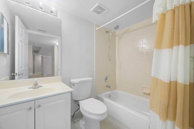 619 E Sheridan Street 106, Dania Beach, FL 33004