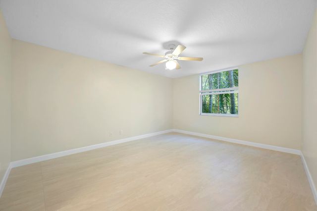 619 E Sheridan Street 106, Dania Beach, FL 33004