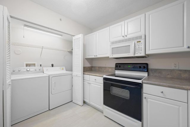 619 E Sheridan Street 106, Dania Beach, FL 33004
