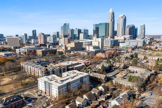 711 Parkside Terrace Lane, Charlotte, NC 28202