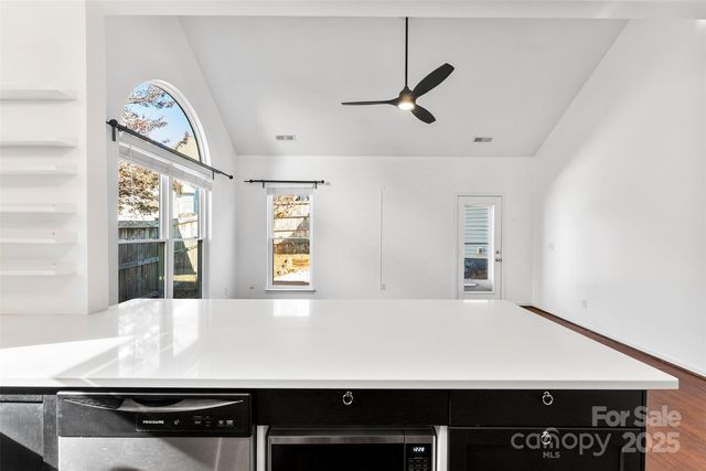 711 Parkside Terrace Lane, Charlotte, NC 28202