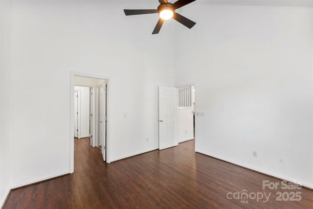 711 Parkside Terrace Lane, Charlotte, NC 28202