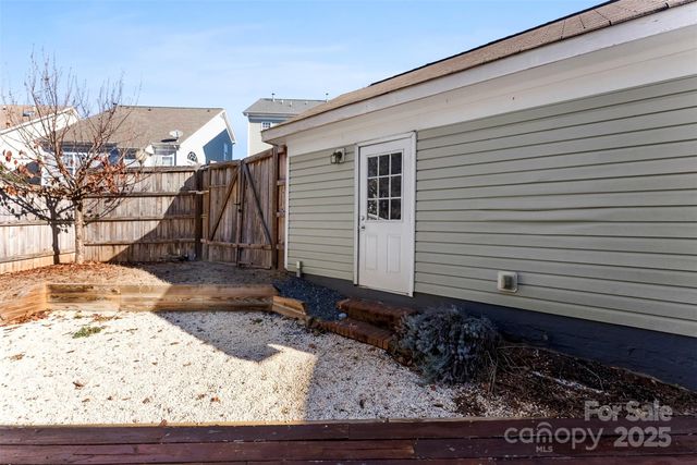 711 Parkside Terrace Lane, Charlotte, NC 28202