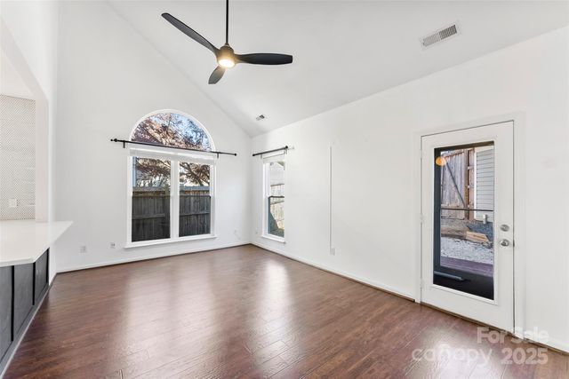 711 Parkside Terrace Lane, Charlotte, NC 28202