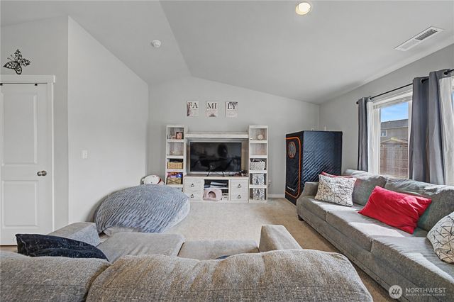 24 Parkside Loop, Ephrata, WA 98823