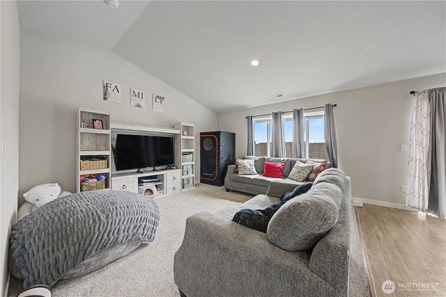 24 Parkside Loop, Ephrata, WA 98823