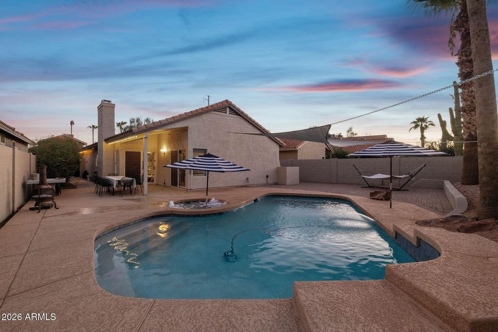 4056 E MOUNTAIN VISTA Drive, Phoenix, AZ 85048 — exterior