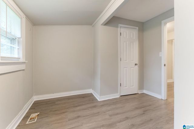 115 2ND STREET NW, Graysville, AL 35073