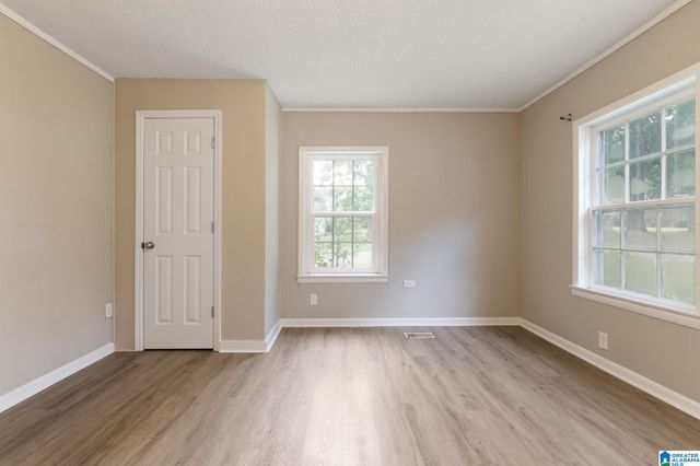 115 2ND STREET NW, Graysville, AL 35073