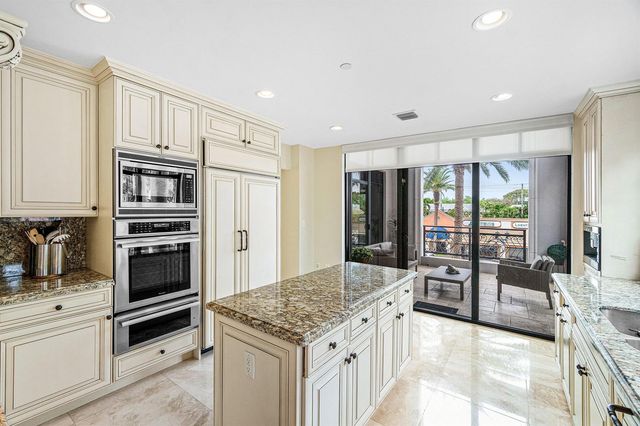 200 E Palmetto Park Road 22, Boca Raton, FL 33432