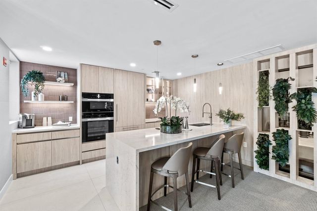200 E Palmetto Park Road 22, Boca Raton, FL 33432
