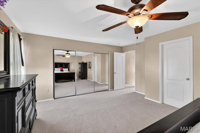 11934 Autumn Lakes Drive, Maryland Heights, MO 63043