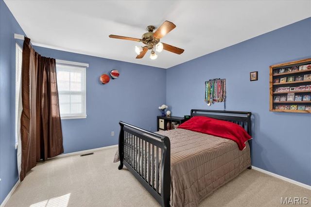 11934 Autumn Lakes Drive, Maryland Heights, MO 63043