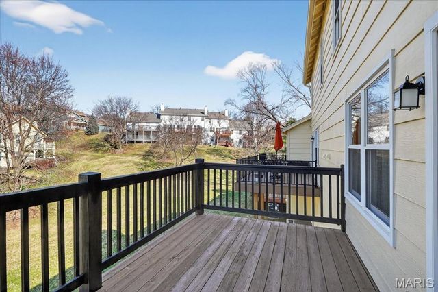 11934 Autumn Lakes Drive, Maryland Heights, MO 63043