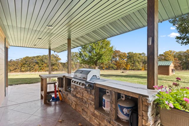 610 Highway B, Mansfield, MO 65704