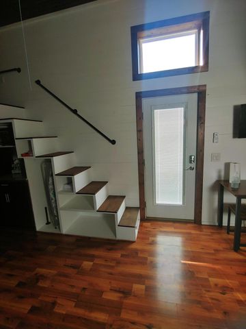 610 Highway B, Mansfield, MO 65704