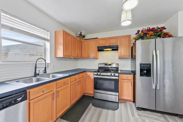 2818 Powell Springs Court, Missouri City, TX 77459