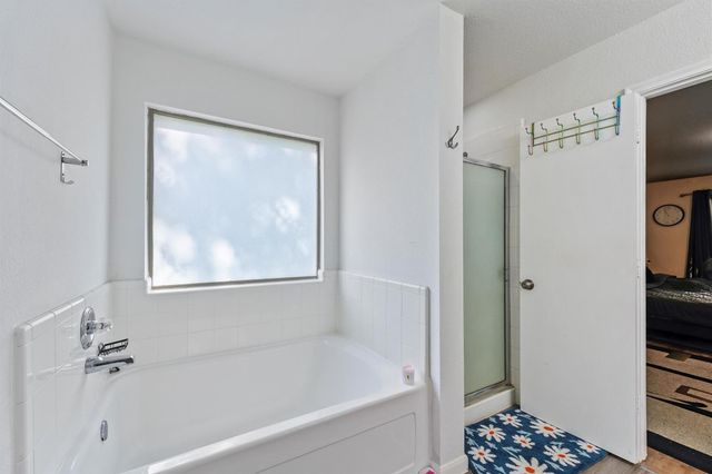 2818 Powell Springs Court, Missouri City, TX 77459