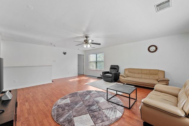 2818 Powell Springs Court, Missouri City, TX 77459