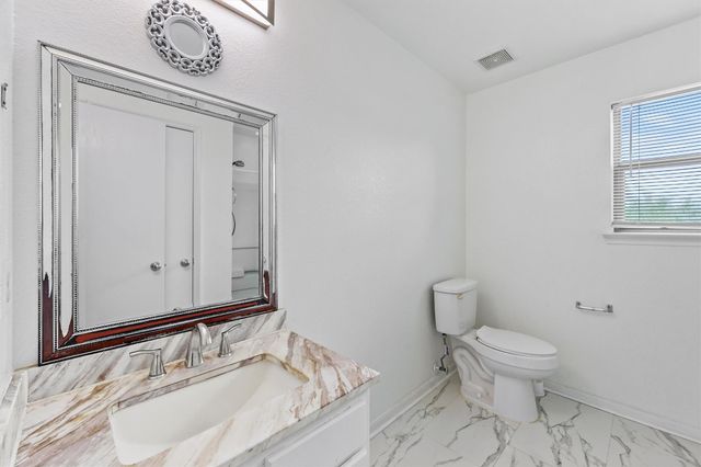 2818 Powell Springs Court, Missouri City, TX 77459