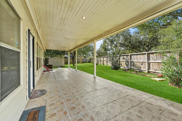 2818 Powell Springs Court, Missouri City, TX 77459