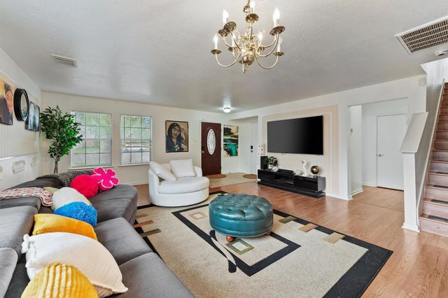 2818 Powell Springs Court, Missouri City, TX 77459