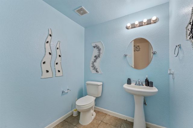 2818 Powell Springs Court, Missouri City, TX 77459