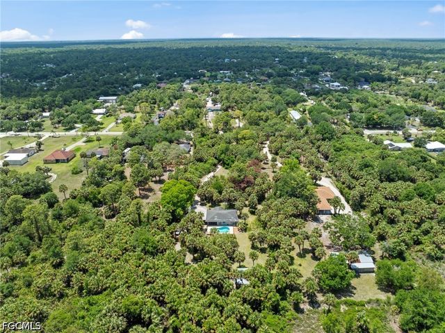 1090 13th ST SW, Naples, FL 34117
