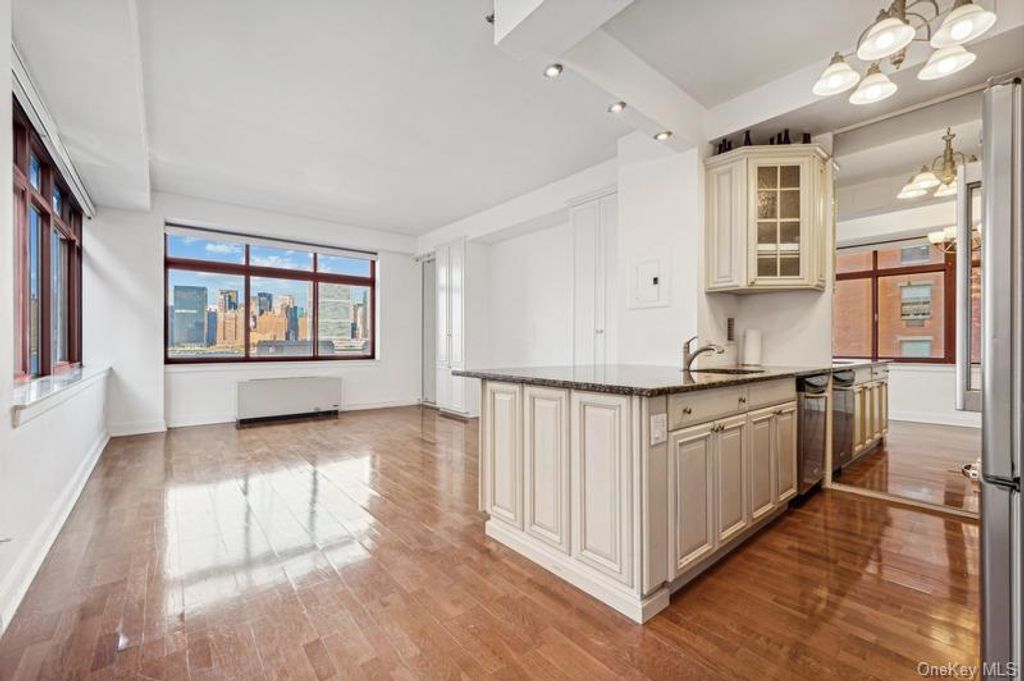 4-74 48th Avenue 5A, Long Island City, NY 11109 — exterior