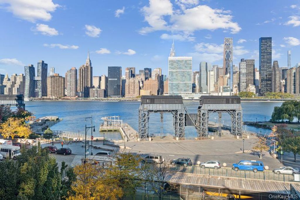 4-74 48th Avenue 5A, Long Island City, NY 11109 — photo 3