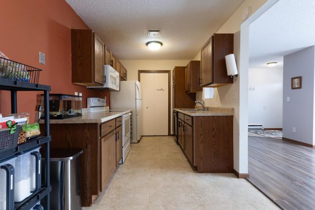 3064 23rd Street S, Fargo, ND 58103