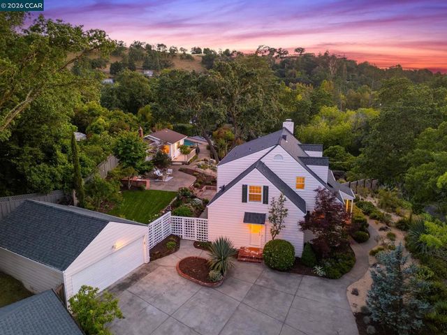 425 Lakewood Cir, Walnut Creek, CA 94598