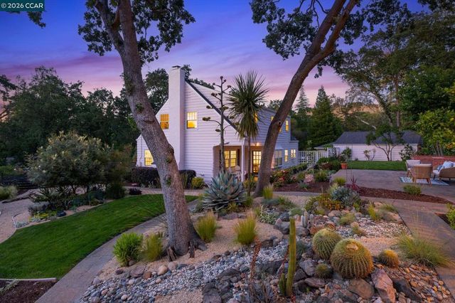 425 Lakewood Cir, Walnut Creek, CA 94598