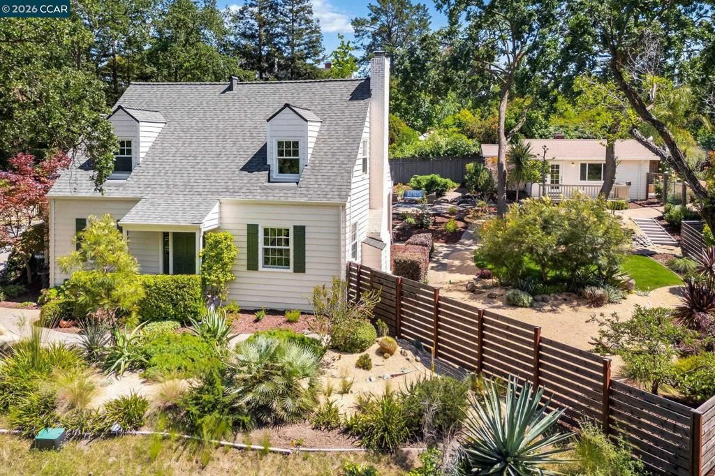 425 Lakewood Cir, Walnut Creek, CA 94598