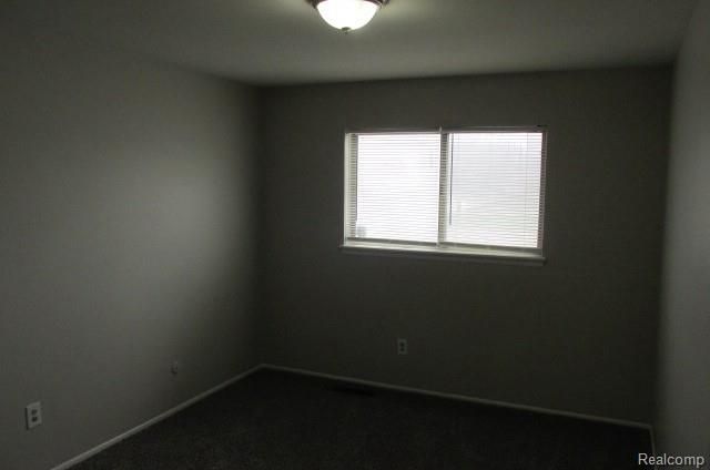 25555 LAHSER Road A-15, Southfield, MI 48033