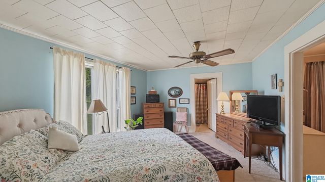 5516 AVENUE G, Lipscomb, AL 35020