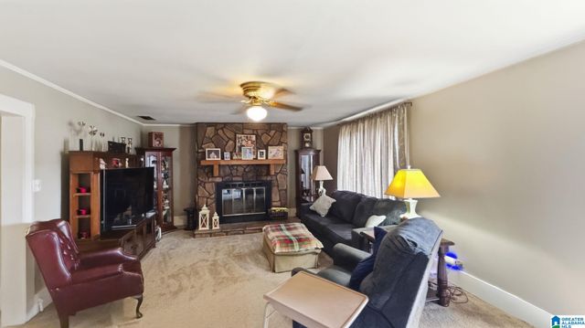 5516 AVENUE G, Lipscomb, AL 35020