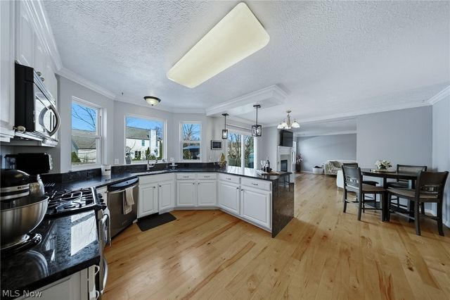 3887 Myrtle Lane, Brunswick, OH 44212