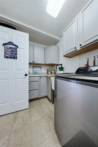 3887 Myrtle Lane, Brunswick, OH 44212