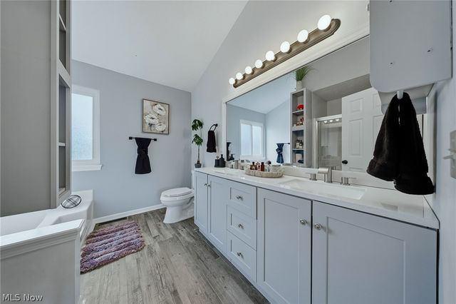 3887 Myrtle Lane, Brunswick, OH 44212