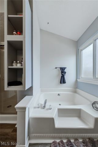 3887 Myrtle Lane, Brunswick, OH 44212