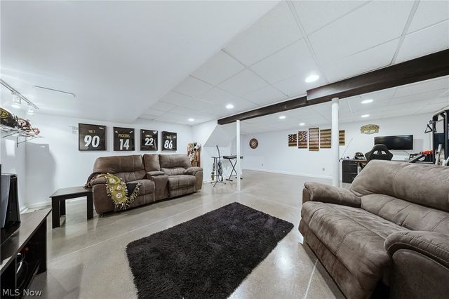 3887 Myrtle Lane, Brunswick, OH 44212