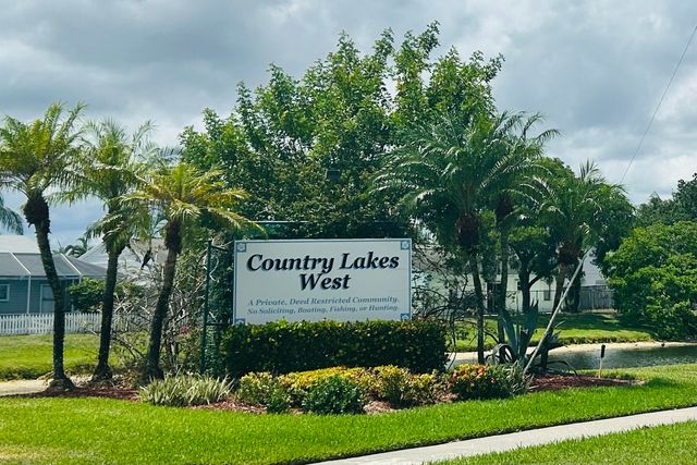 5266 HARWOOD Lane, Lake Worth, FL 33467