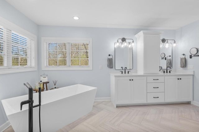 4917 Foxfire Trail, Middleton, WI 53562