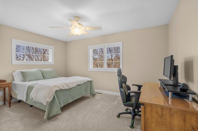 4917 Foxfire Trail, Middleton, WI 53562
