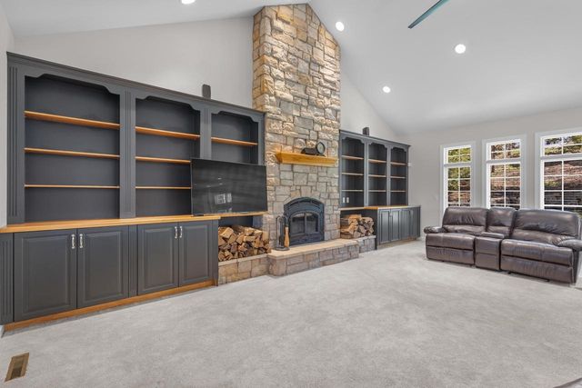 4917 Foxfire Trail, Middleton, WI 53562