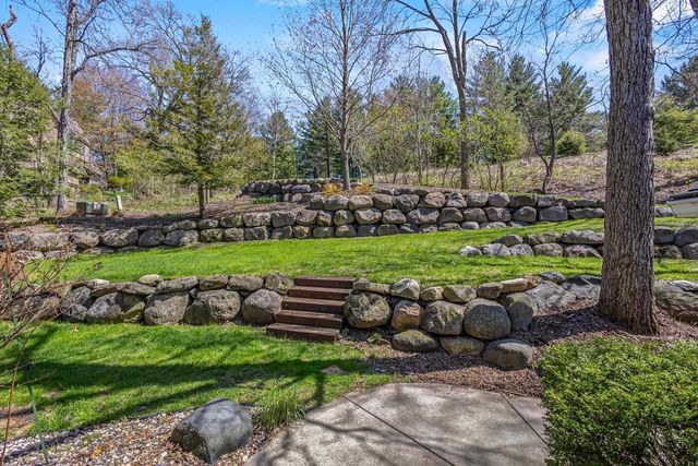 4917 Foxfire Trail, Middleton, WI 53562