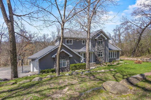 4917 Foxfire Trail, Middleton, WI 53562