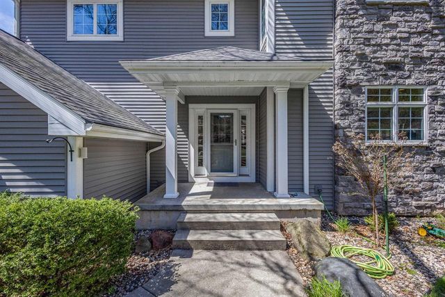 4917 Foxfire Trail, Middleton, WI 53562