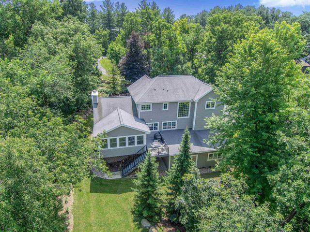4917 Foxfire Trail, Middleton, WI 53562